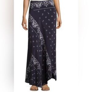 Theory Sopheena Bandana Silk Maxi Skirt In Navy & Ivory. Size 4. Like New.